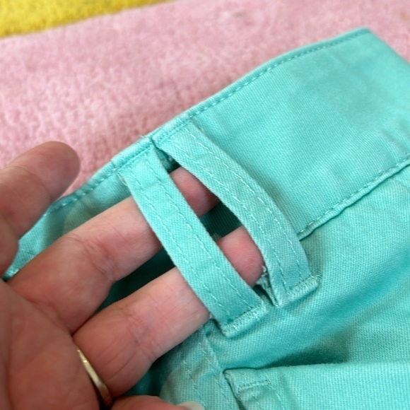 Democracy "Ab"solution® High Rise Colored 4 1/2" Inseam Utility Shorts Size 2 - Picture 12 of 17